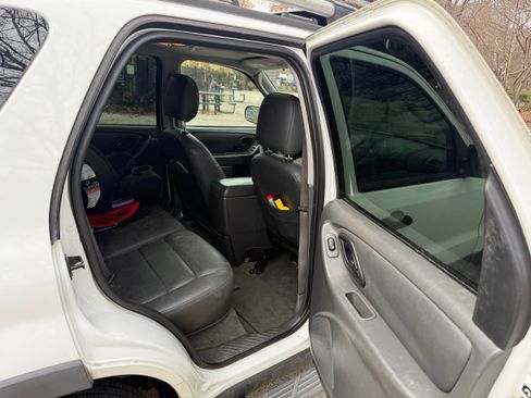 Used 2006 Ford Escape XLT AWD/4WD image 10