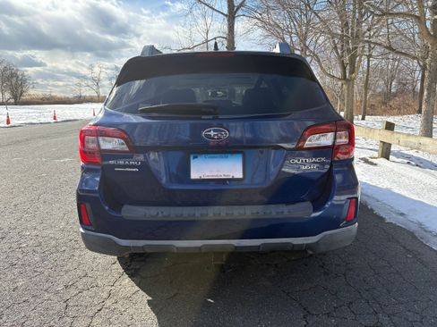 Used 2016 Subaru Outback 3.6R Limited image 12