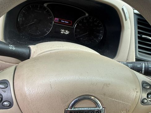 Used 2015 Nissan Pathfinder S FWD image 14