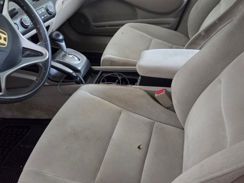 Used 2010 Honda Civic LX image 10
