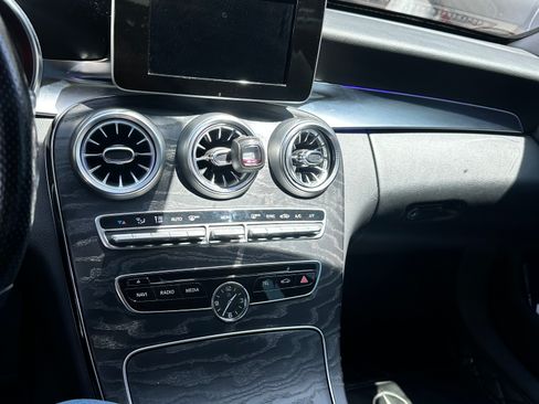 Used 2016 Mercedes-Benz C 300 Sedan image 9
