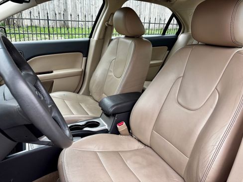 Used 2011 Ford Fusion SEL w/ 301A Rapid Spec Order Code image 10