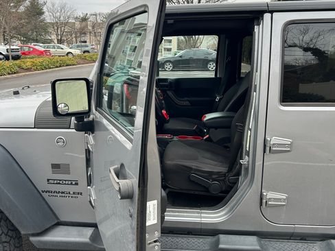 Used 2014 Jeep Wrangler Unlimited Sport w/ Quick Order Package 24S image 12