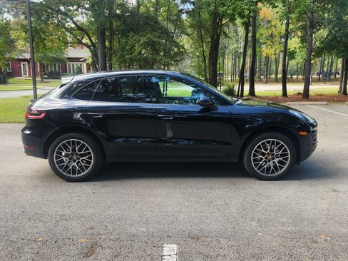 Used 2015 Porsche Macan S image 6