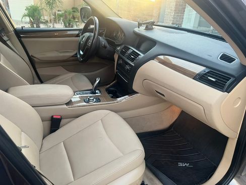 Used 2011 BMW X3 xDrive35i image 4