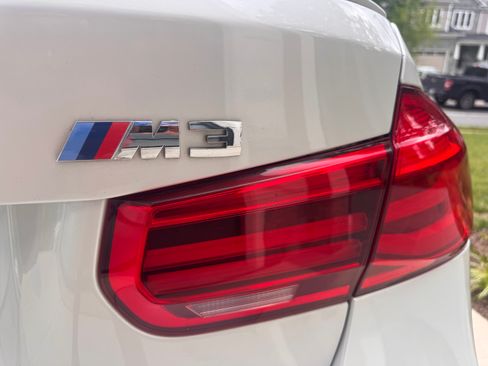 Used 2016 BMW M3 RWD image 22