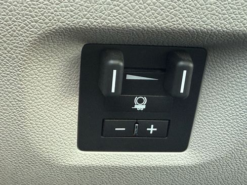 Used 2009 Chevrolet Tahoe LTZ image 15