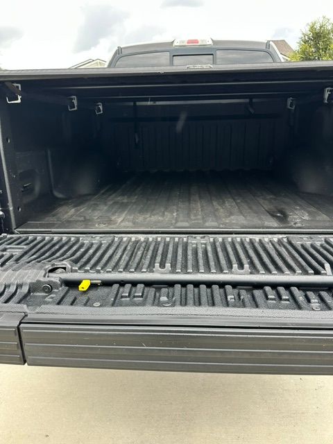 Used 2014 Ford F150 FX4 w/ Equipment Group 402A Luxury AWD/4WD image 5