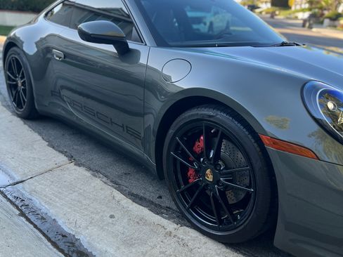 Used 2021 Porsche 911 Carrera image 12