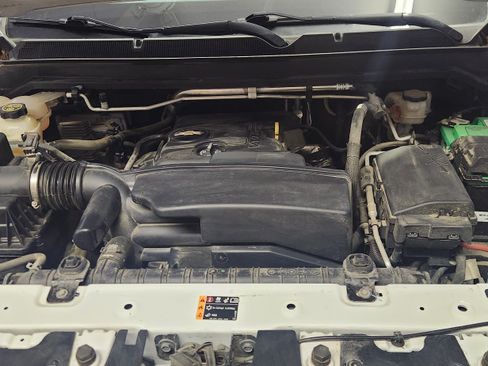 Used 2021 Chevrolet Colorado W/T w/ WT Convenience Package image 13