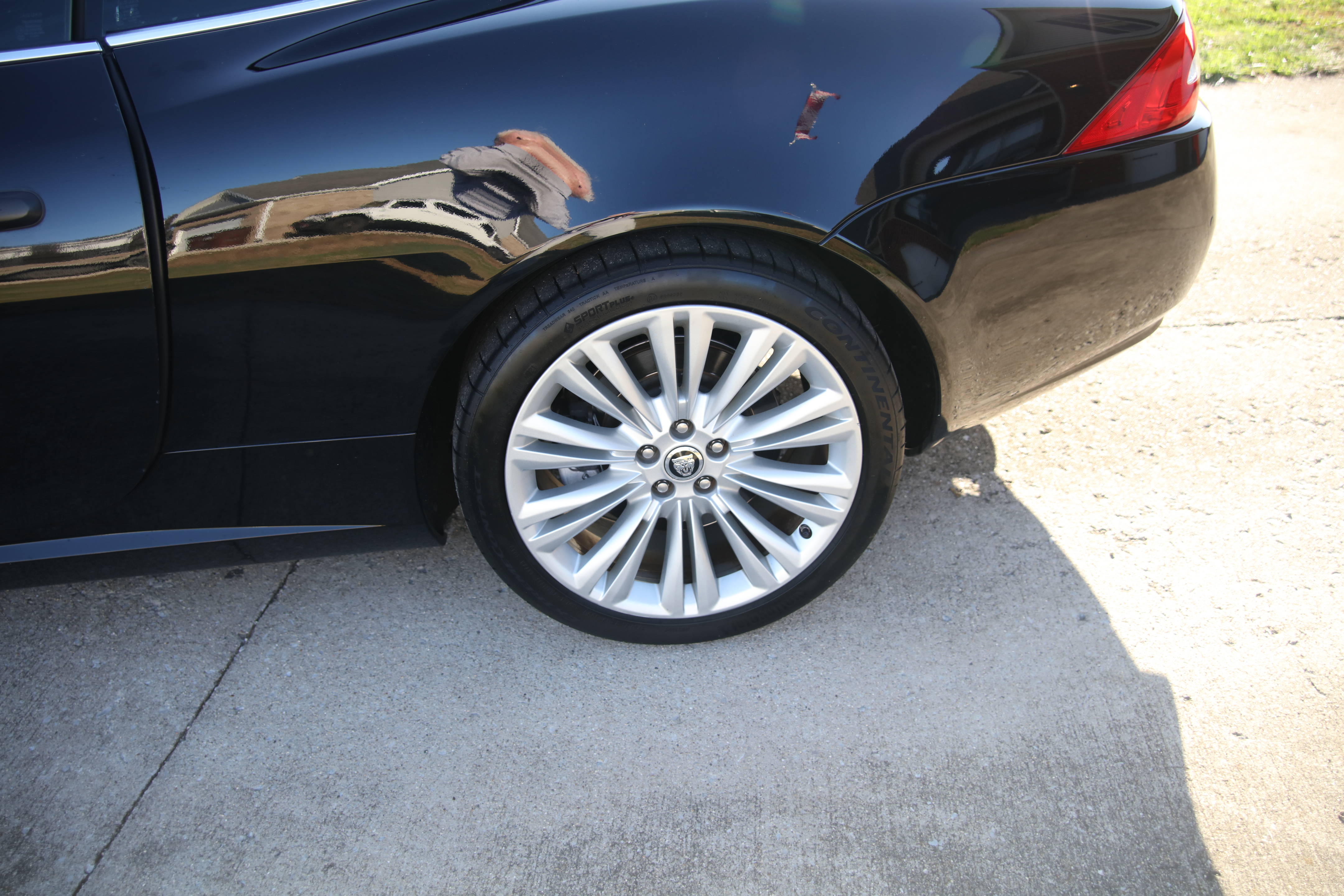 Used 2010 Jaguar XK Coupe RWD image 16