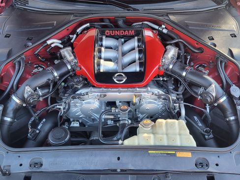 Used 2010 Nissan GT-R Premium image 8