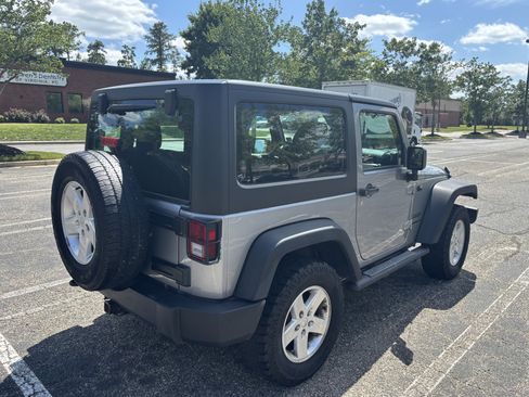 Used 2017 Jeep Wrangler Sport w/ Quick Order Package 24S AWD/4WD image 5