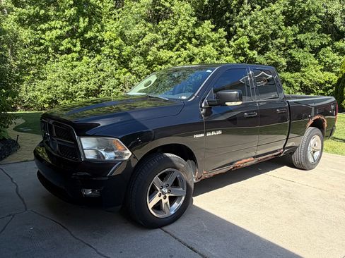 Used 2009 Dodge Ram 1500 Truck Sport AWD/4WD image 1