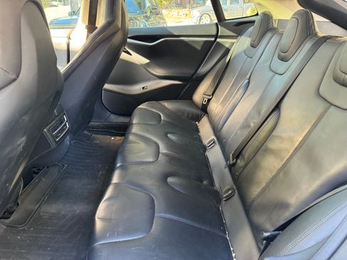Used 2013 Tesla Model S Sedan 4D image 6