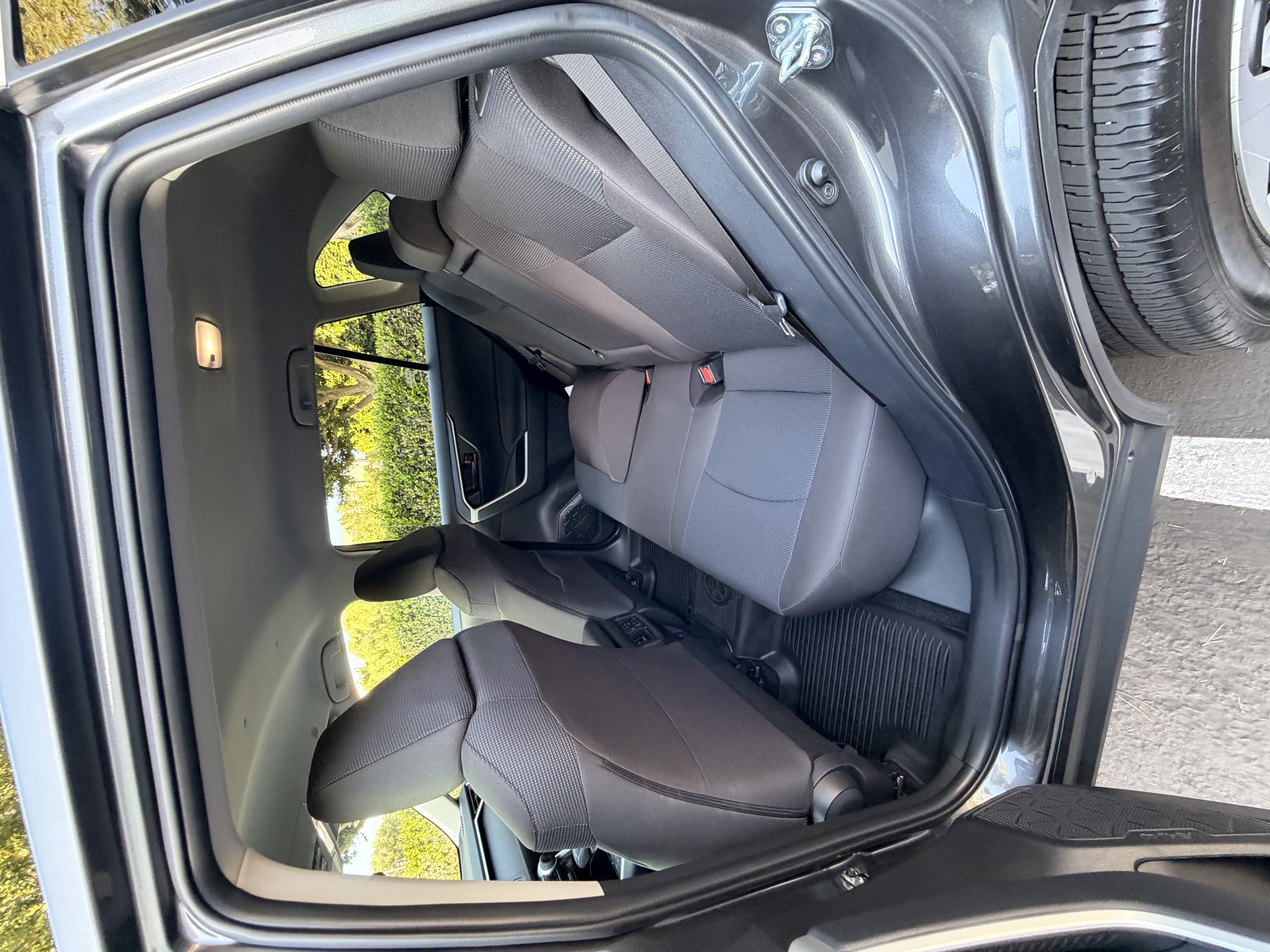 Used 2025 Toyota RAV4 LE FWD image 9
