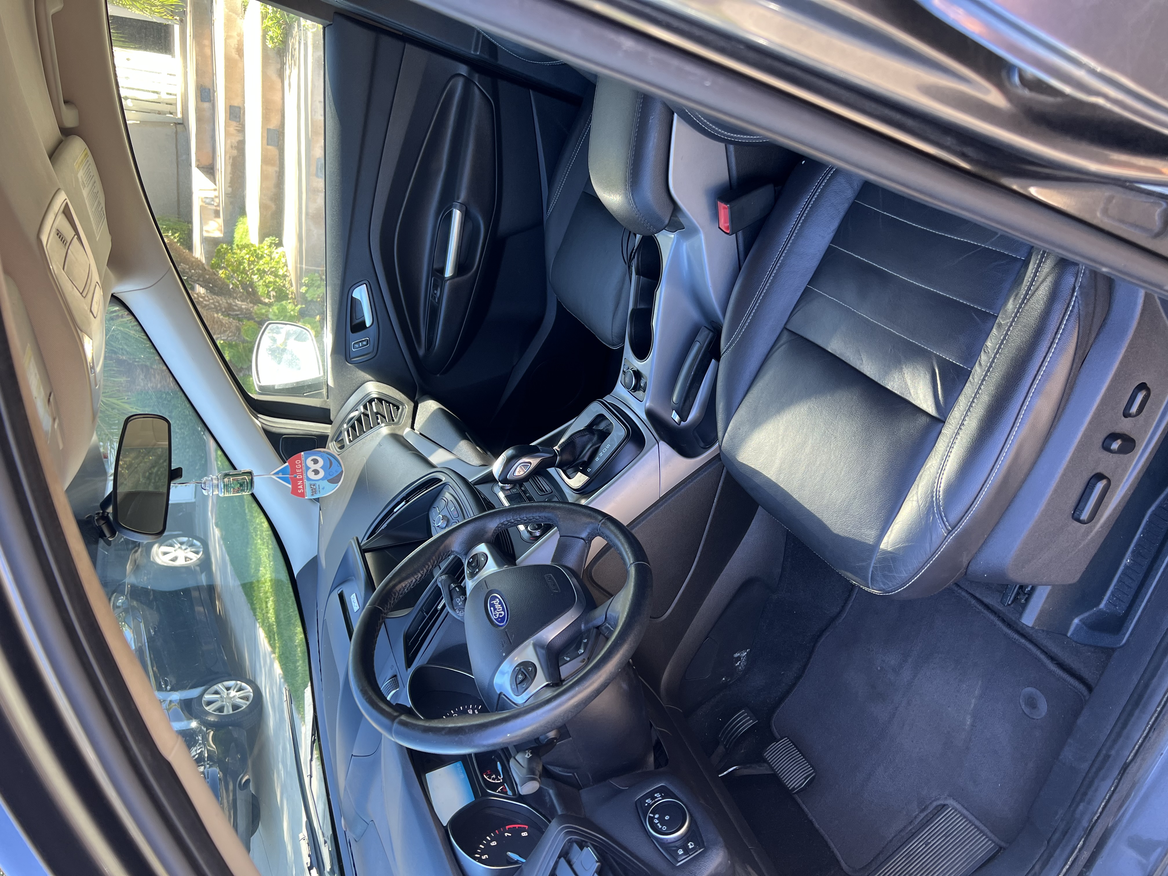 Used 2016 Ford Escape SE w/ SE Leather Comfort Package FWD image 12