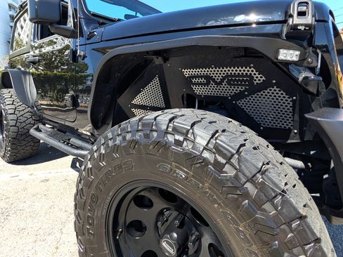 Used 2023 Jeep Wrangler Sport image 1