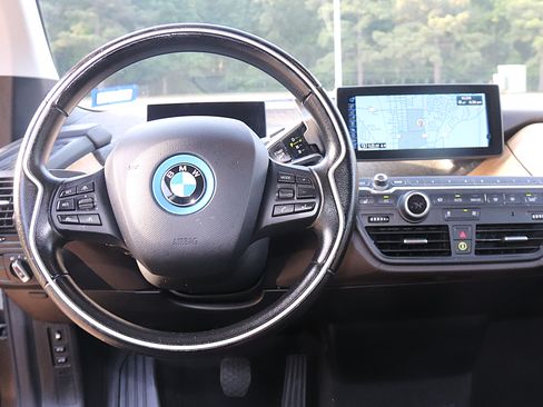 Used 2016 BMW i3 w/ Range Extender RWD image 8