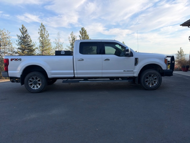 Used 2018 Ford F250 Lariat w/ Lariat Ultimate Package AWD/4WD image 2