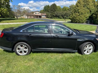 Used 2015 Ford Taurus SE