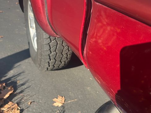 Used 2001 Toyota Tundra Limited image 10