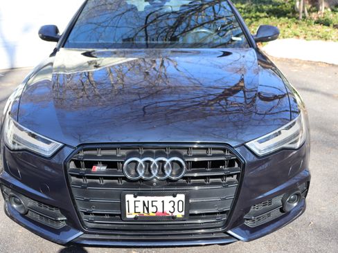 Used 2017 Audi S6 Premium Plus w/ S6 Sport Package image 2