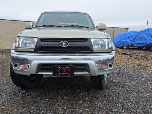 Used 2002 Toyota 4Runner SR5 image 5