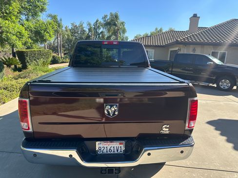 Used 2015 RAM 2500 Laramie w/ Convenience Group AWD/4WD image 5