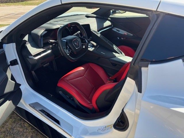 Used 2021 Chevrolet Corvette Stingray Coupe w/ Engine Appearance Package RWD image 8