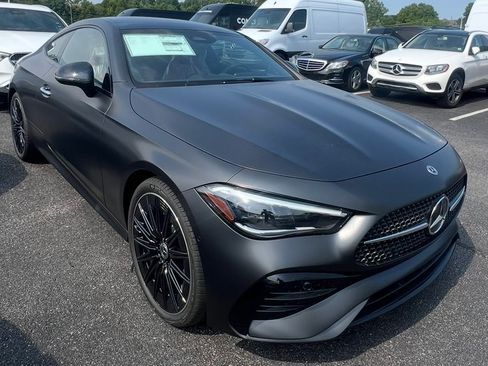 Used 2024 Mercedes-Benz CLE 300 4MATIC Coupe image 2