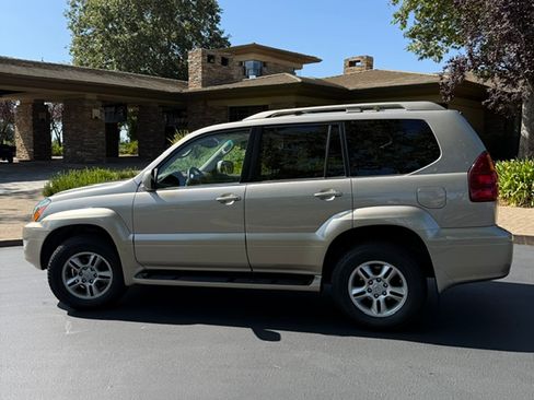 Used 2004 Lexus GX 470 AWD/4WD image 4