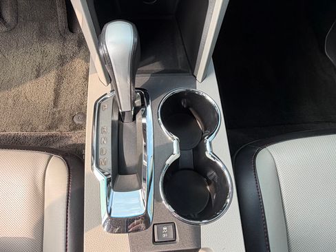 Used 2012 Chevrolet Equinox LTZ FWD image 16