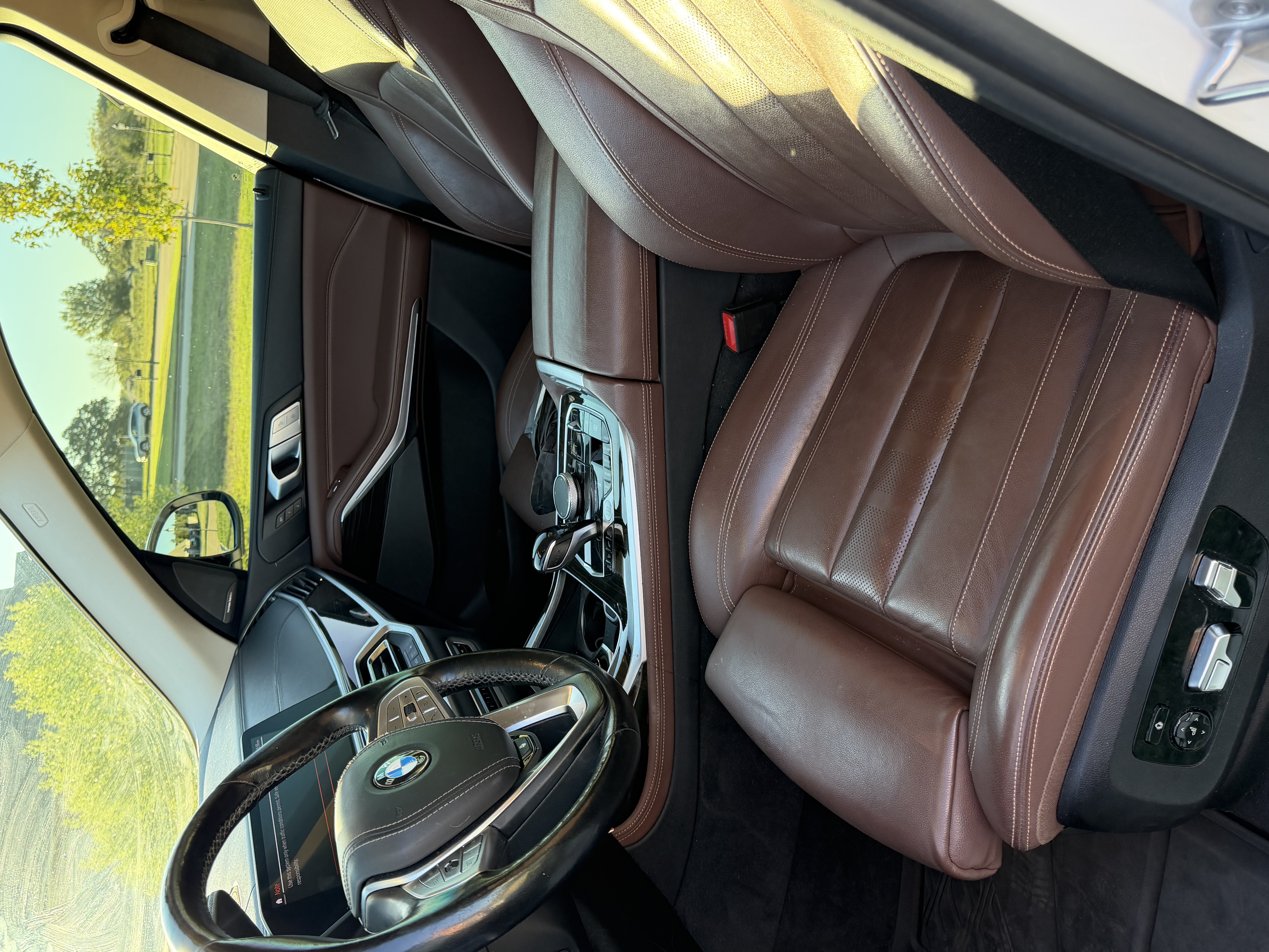 Used 2019 BMW X7 xDrive40i w/ Premium Package AWD/4WD image 9
