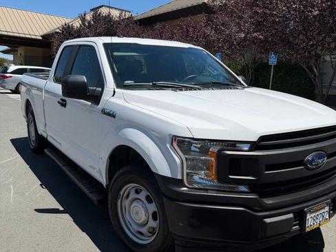 Used 2018 Ford F150 XL w/ Equipment Group 101A Mid RWD image 2