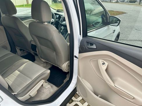 Used 2013 Ford Escape SE image 22