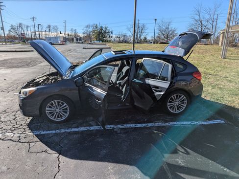 Used 2012 Subaru Impreza 2.0i Premium image 12