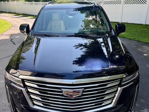 Used 2021 Cadillac Escalade Premium Luxury Platinum AWD/4WD image 12