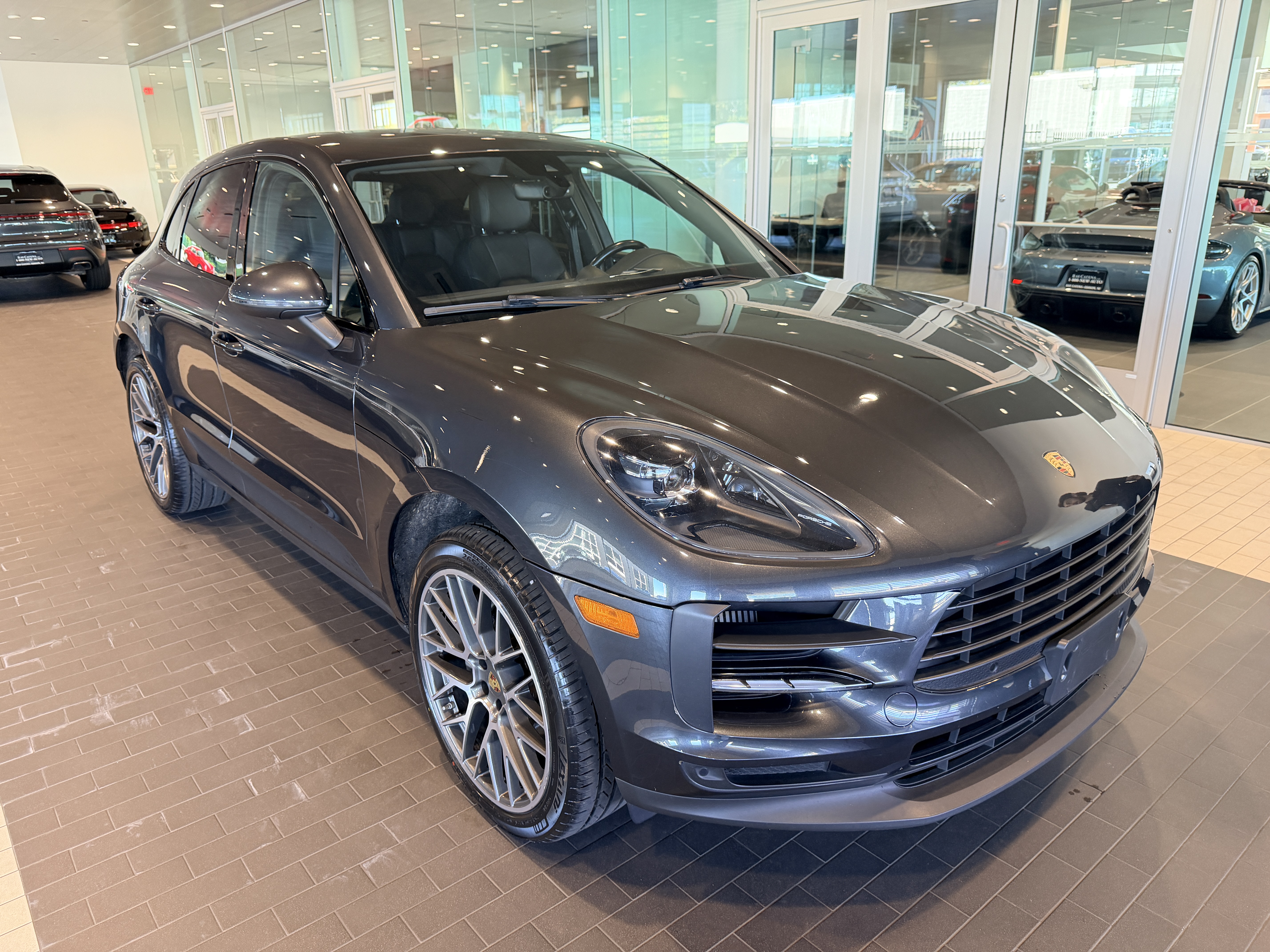 Used 2020 Porsche Macan S AWD/4WD image 31