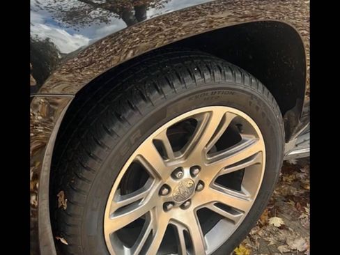 Used 2016 Cadillac Escalade ESV Luxury image 15