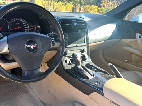 Used 2008 Chevrolet Corvette Convertible w/ Preferred Equipment Group image 2