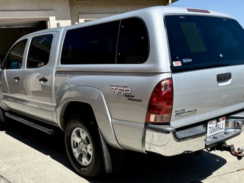 Used 2006 Toyota Tacoma PreRunner RWD image 6