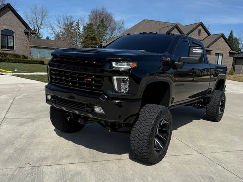 Used 2022 Chevrolet Silverado 2500 LTZ w/ LTZ Plus Package image 1