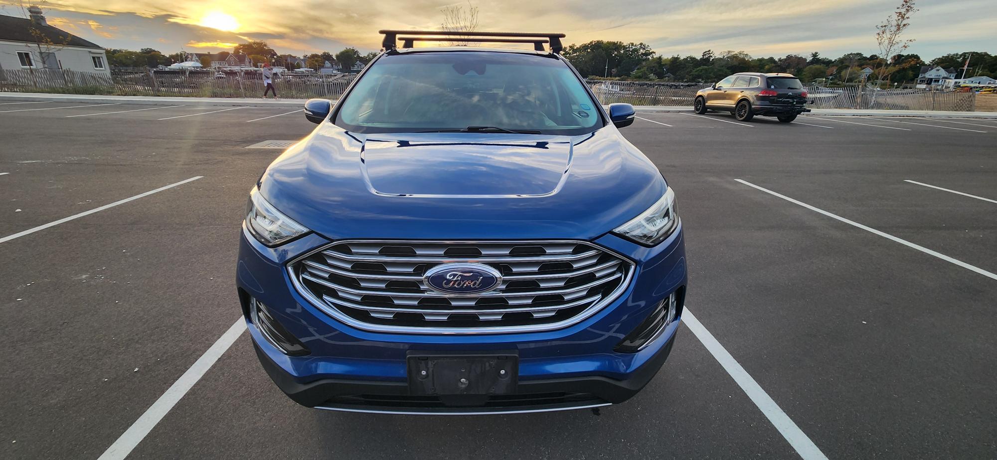 Used 2020 Ford Edge SEL w/ Convenience Package AWD/4WD image 2