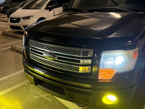 Used 2014 Ford F150 Limited image 5