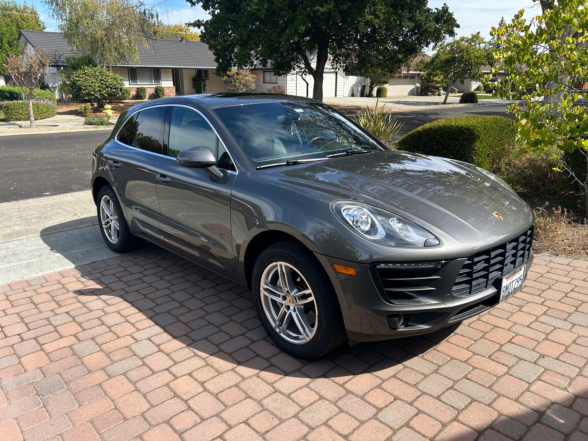 Used 2016 Porsche Macan S AWD/4WD image 12