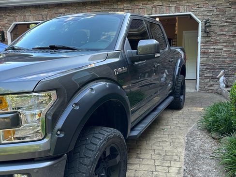 Used 2016 Ford F150 Lariat AWD/4WD image 6