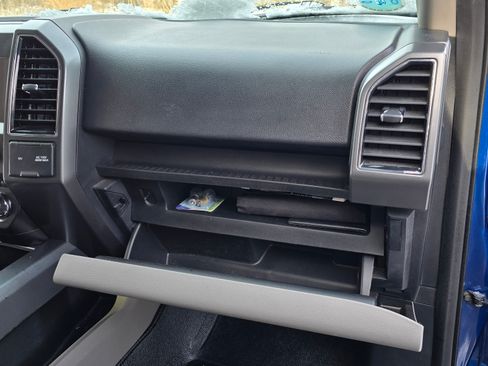 Used 2018 Ford F150 XLT w/ Equipment Group 302A Luxury image 26