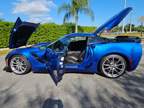 Used 2019 Chevrolet Corvette Grand Sport w/ Battery Protection Package image 9