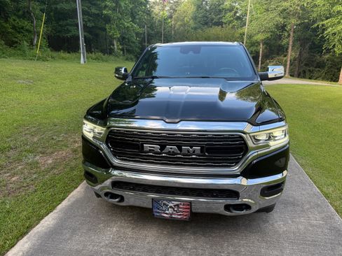 Used 2022 RAM 1500 Limited AWD/4WD image 5